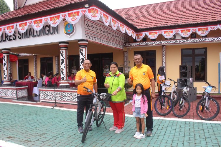 Kapolres Marganda Aritonang Satukan Forkopimda dan Ribuan Peserta, HUT Bhayangkara ke-80 di Simalungun Berlangsung Meriah