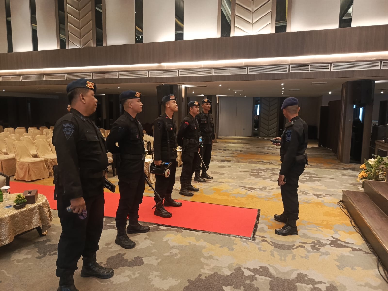 Detasemen Gegana Brimob Polda Sumut Sterilkan Lokasi Rakernas APEKSI, Pastikan Setiap Sudut Hotel Le Polonia Aman
