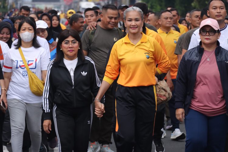 Ribuan Warga Semarakkan Car Free Day HUT Bhayangkara ke-80, Kapolres Sah Udur Sitinjak Ajak Perkuat Sinergi dan Hidup Sehat