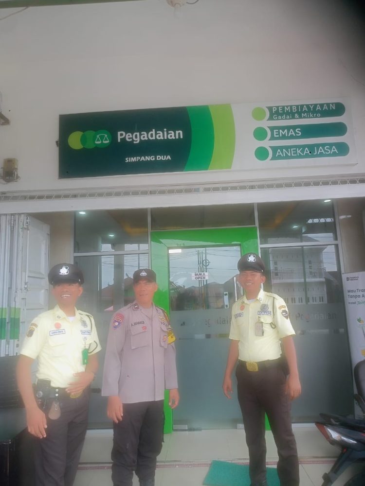 Bhabinkamtibmas Siantar Marihat Sambangi Pegadaian, Ingatkan Security Waspada Kejahatan dan Gangguan Kamtibmas