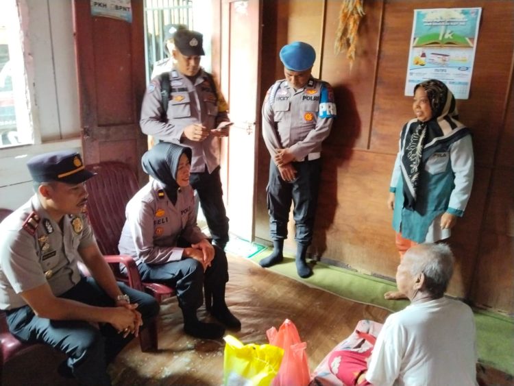 Sambut HUT Bhayangkara ke-80, Polsek Siantar Barat Tebar Kepedulian untuk Warga Kurang Mampu