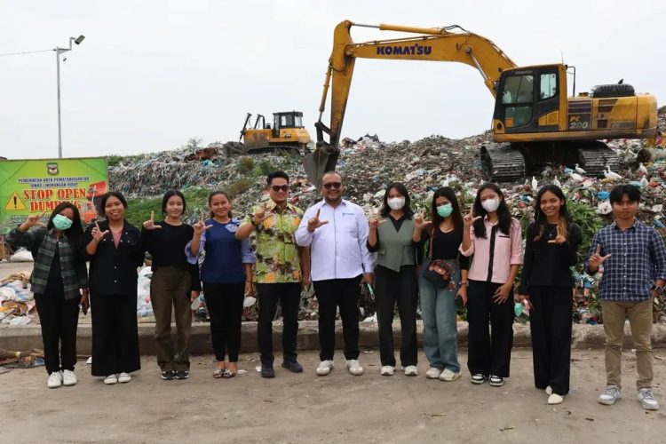 Arri Sembiring Ajak Mahasiswa UHNP Turun ke Lapangan, Kolaborasi Kampus dan DLH Diperkuat Lewat Konsep Hexa-Helix