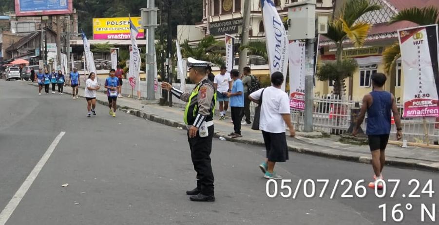 Polres Simalungun Kawal Ketat Run Fun Parapat 2026, Ratusan Pelari Semarakkan Destinasi Wisata Danau Toba