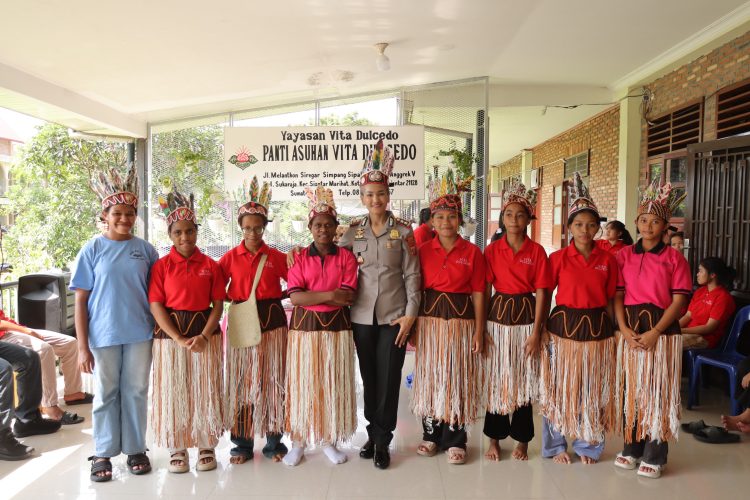 Kapolres Pematangsiantar Sambangi Panti Asuhan Vita Dulcedo, Tebar Kepedulian Lewat Bakti Sosial