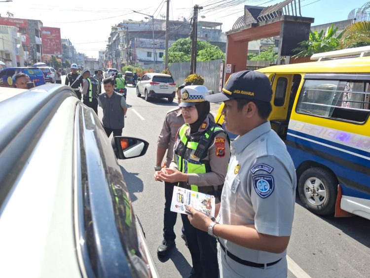 13 Mobil dan 6 Sepeda Motor Menunggak Pajak Terjaring Razia Gabungan Sat Lantas Polres Pematangsiantar