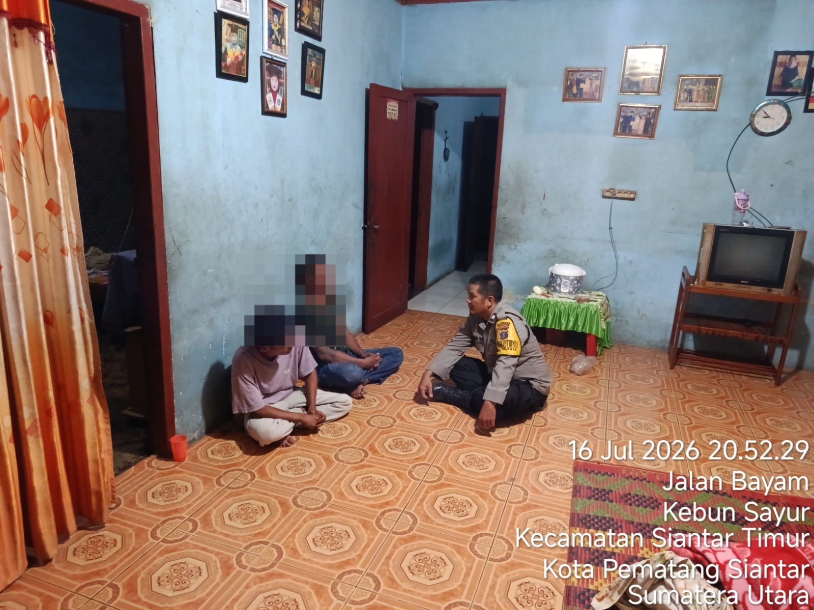Respon Cepat Call Center 110, Polsek Siantar Timur Redam Keributan Keluarga dan Mediasi Hingga Berdamai