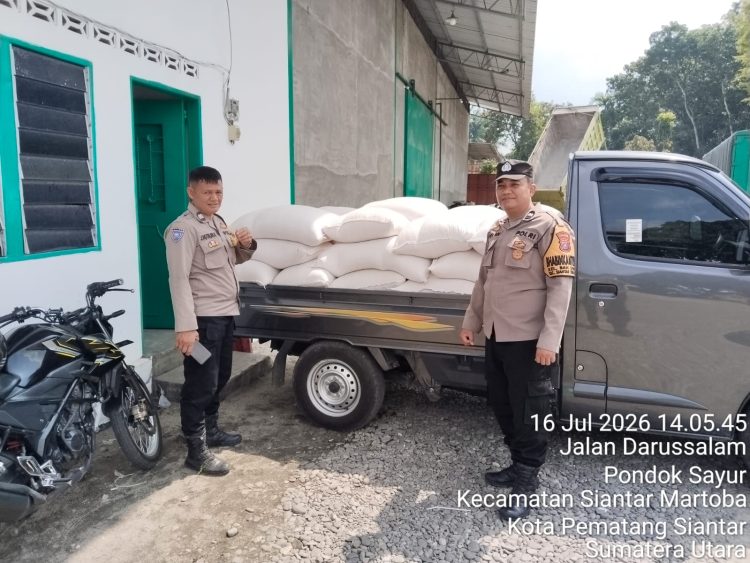 Polsek Siantar Martoba Kawal Penjualan 2 Ton Jagung Petani Binaan ke Bulog, Perkuat Program Ketahanan Pangan