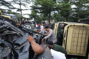 Kecelakaan Maut di Sibolangit: 4 Tewas dan 8 Korban Luka, Kapolrestabes Medan Pimpin Evakuasi