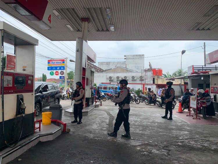 Antisipasi Penyalahgunaan BBM Bersubsidi, Brimob Polda Sumut Intensifkan Patroli SPBU di Tebing Tinggi, Pematangsiantar, dan Tanjung Balai