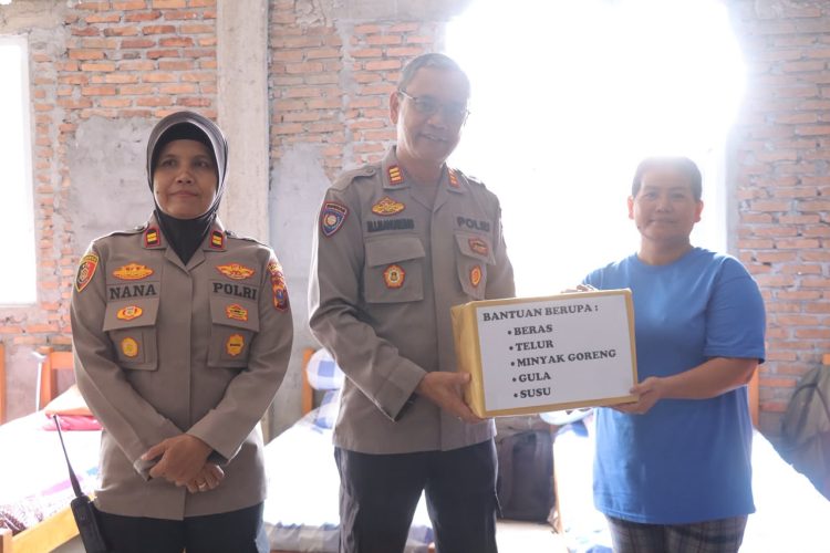 Polri Peduli Lansia, Polres Pematangsiantar Salurkan Bantuan Sosial dan Tebar Kasih di Panti Jompo