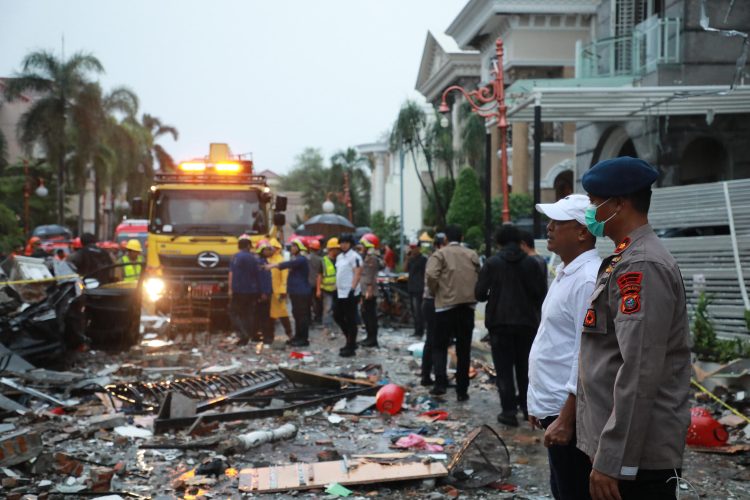 Ledakan Hebohkan Kompleks Grand Polonia Medan, Brimob Polda Sumut Turunkan Tim Jibom, KBR, dan SAR