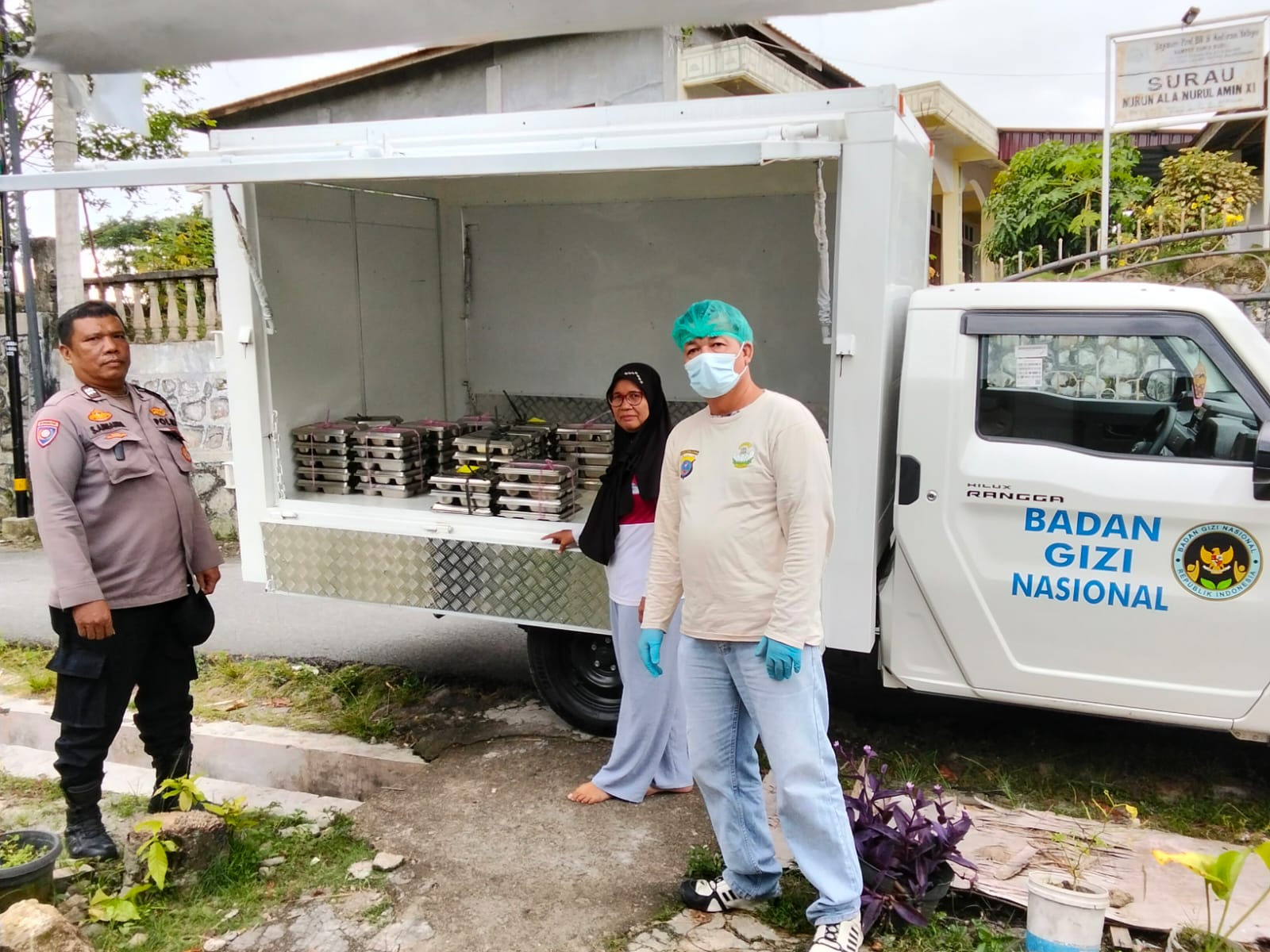 Kawal Program MBG, Bhabinkamtibmas Polsek Siantar Martoba Pantau Distribusi 197 Paket Gizi untuk Ibu Hamil, Menyusui, dan Balita