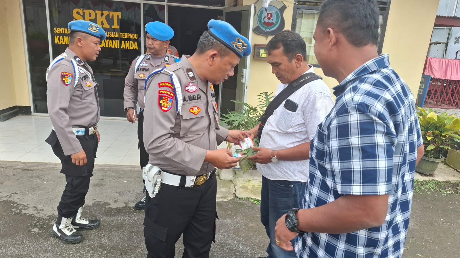 Propam Polres Simalungun Sidak Polsek Pamatang Silima Huta, Administrasi Personel hingga Senjata Api Diperiksa Ketat