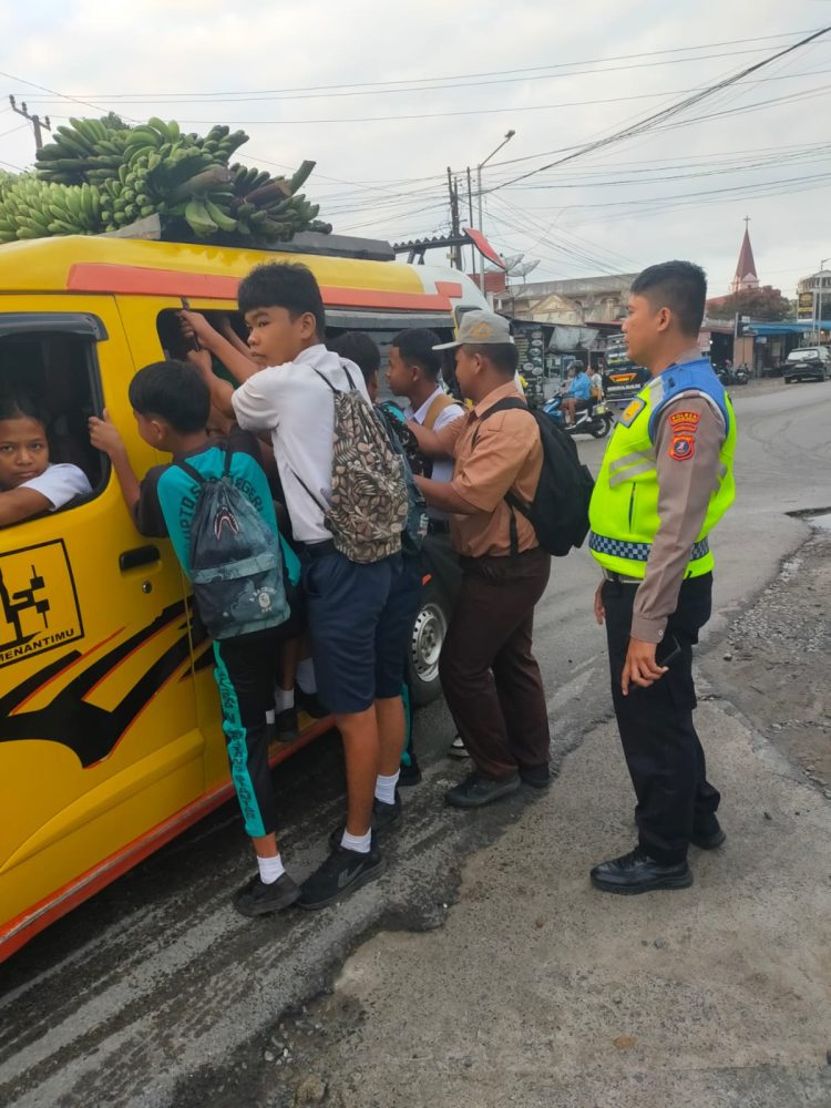 Satlantas Polres Pematangsiantar Peringatkan Sopir Angkutan Umum, Penumpang di Atas Kab Akan Ditilang Mulai Pekan Depan