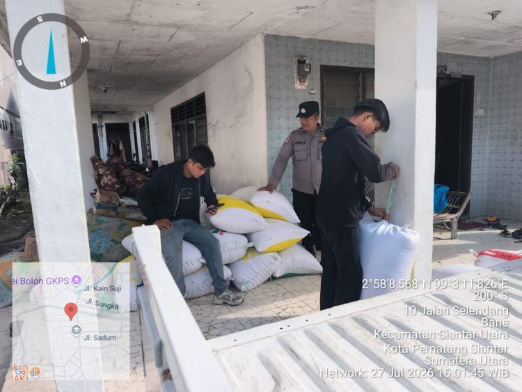 Polri Kawal Hasil Panen Petani, Bhabinkamtibmas Dampingi Penjualan 1,18 Ton Jagung ke Bulog Demi Perkuat Ketahanan Pangan