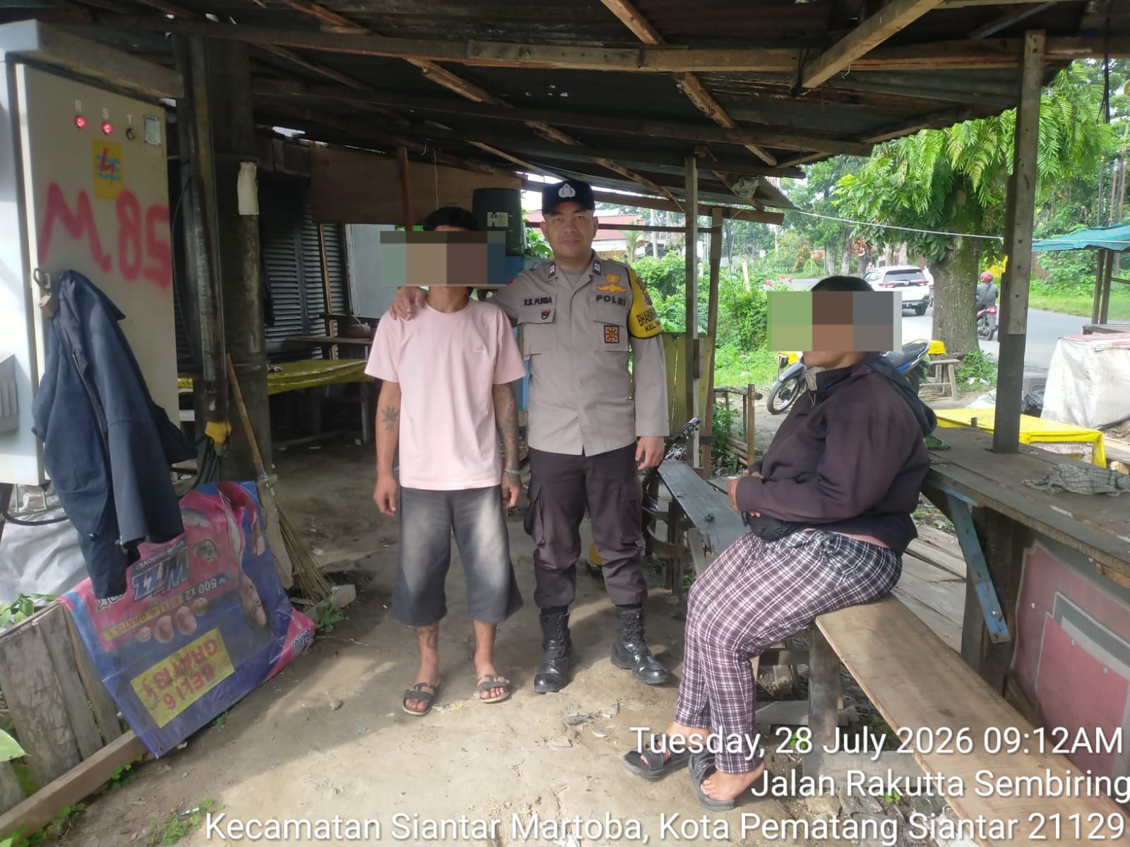 Respons Cepat Polsek Siantar Martoba, Bhabinkamtibmas Beri Pembinaan kepada Pemuda yang Kerap Meresahkan Keluarganya
