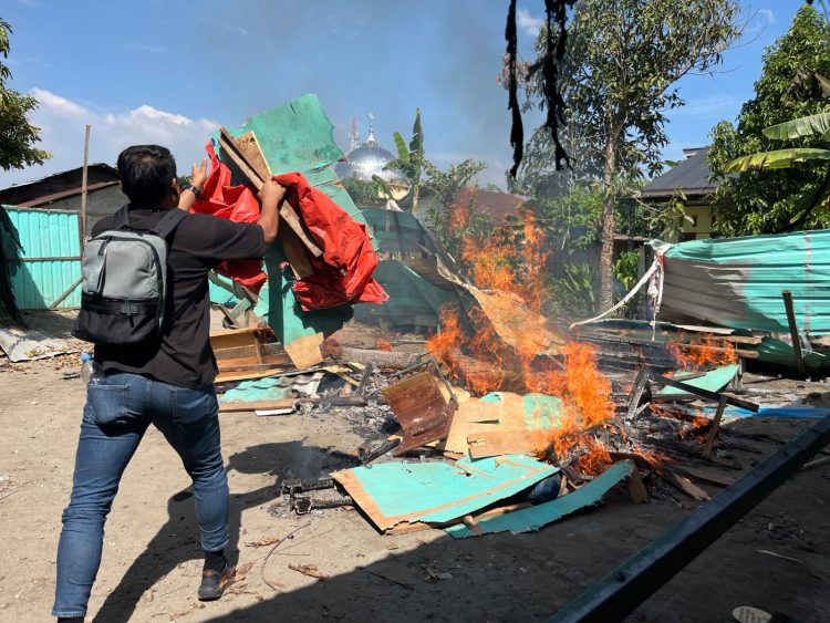 Satresnarkoba Polrestabes Medan Gerebek Sarang Narkoba Berlapis CCTV di Sei Mencirim, Dua Pelaku Ditangkap