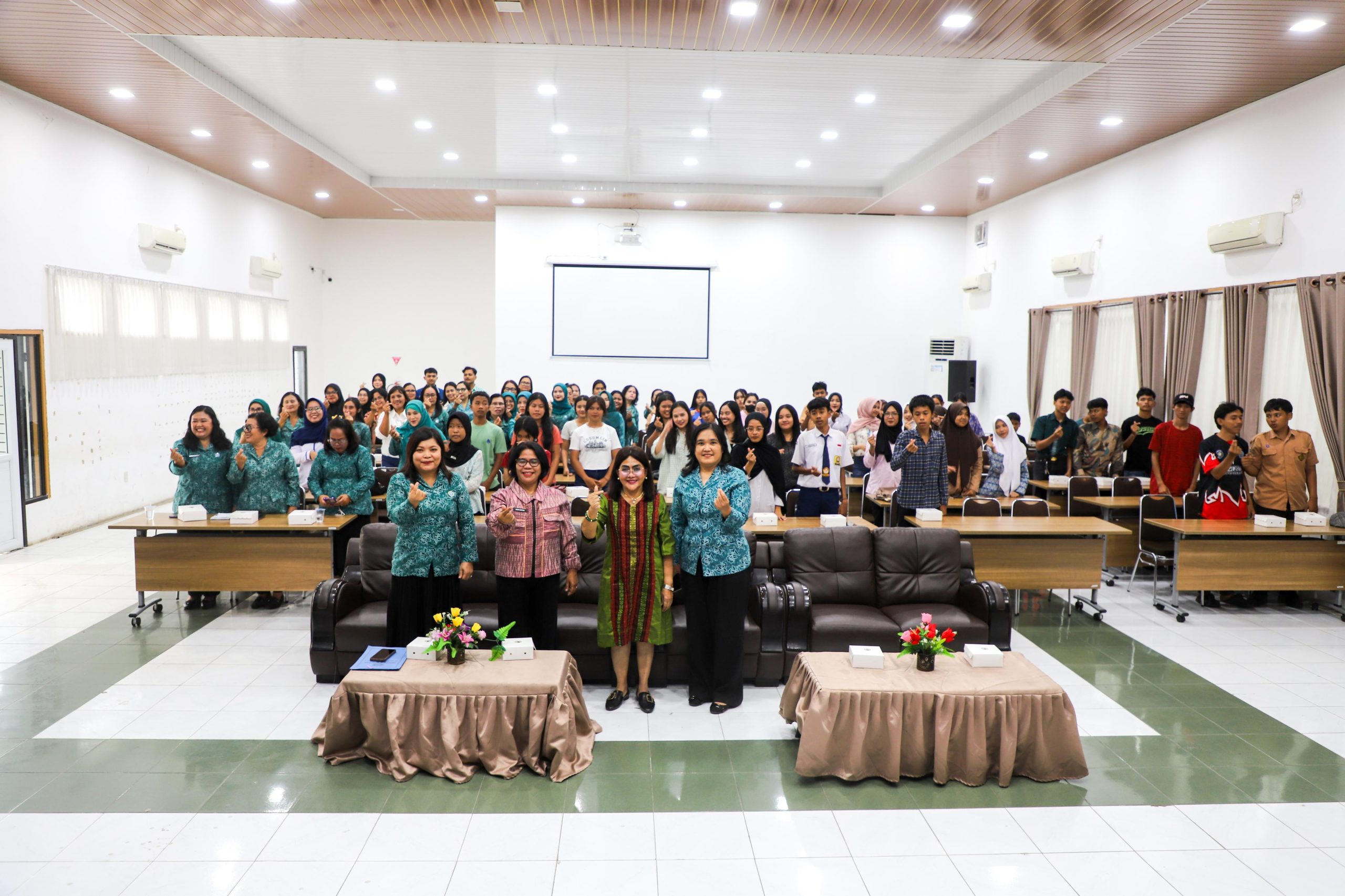 Ketua TP PKK Liswati Wesly Silalahi Ajak Remaja Pematangsiantar Tegas Berkata “Tidak pada Narkoba”