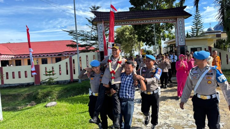 Isak Haru Iringi Purnabakti Kompol Martua Manik, Kapolres Simalungun Lepas dengan Tradisi Penuh Kehormatan