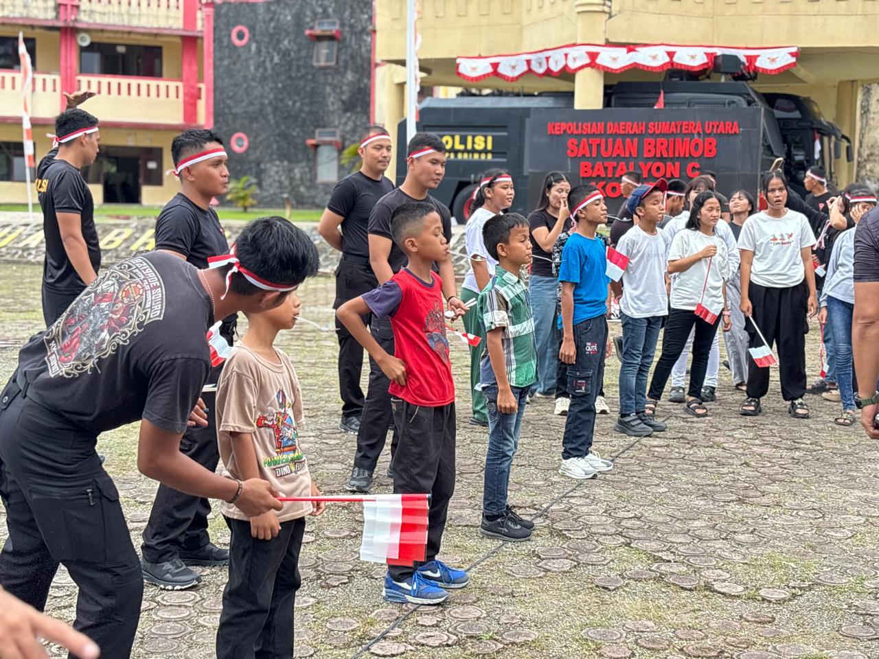 Bukan Sekadar Lomba, Brimob Nias Tanamkan Semangat Nasionalisme Sejak Dini di HUT ke-81 RI