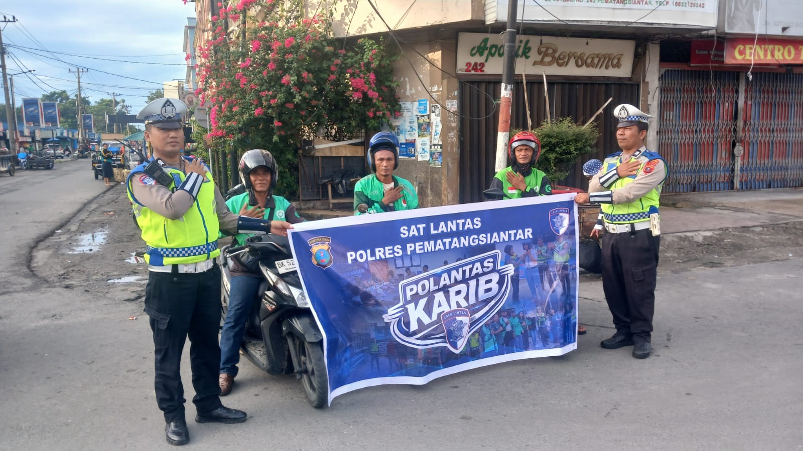 Tak Ada Ampun untuk Pelanggaran: Satuan Lantas Polres Pematangsiantar Edukasi Gojek soal Helm, Knalpot Brong hingga Lawan Arus