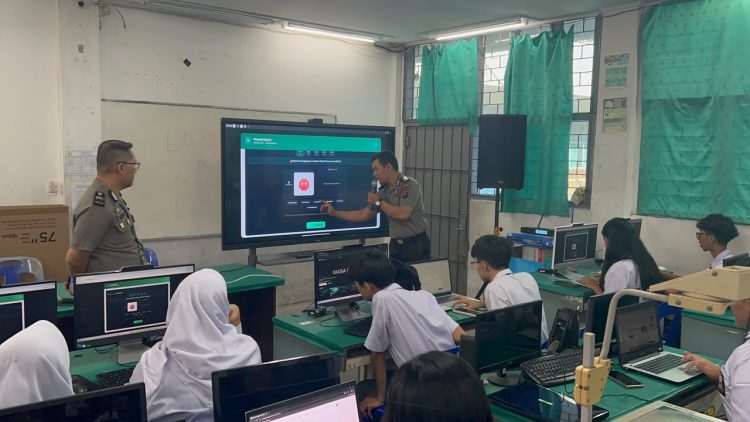 Kenalkan Kecerdasan Buatan kepada Pelajar, Polres Pematangsiantar Gelar Program Paham AI di SMA Sultan Agung