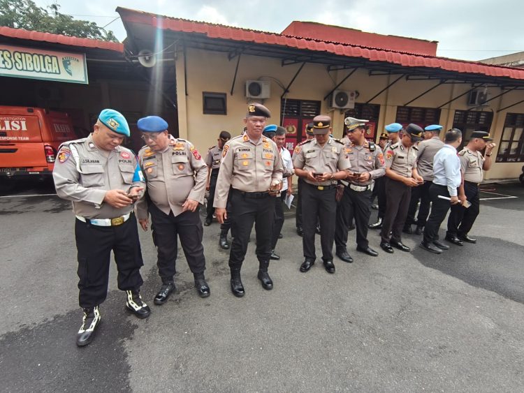 Tak Ada Ruang untuk Judol dan Pinjol Ilegal, Propam Polres Sibolga Periksa Ponsel Para Perwira