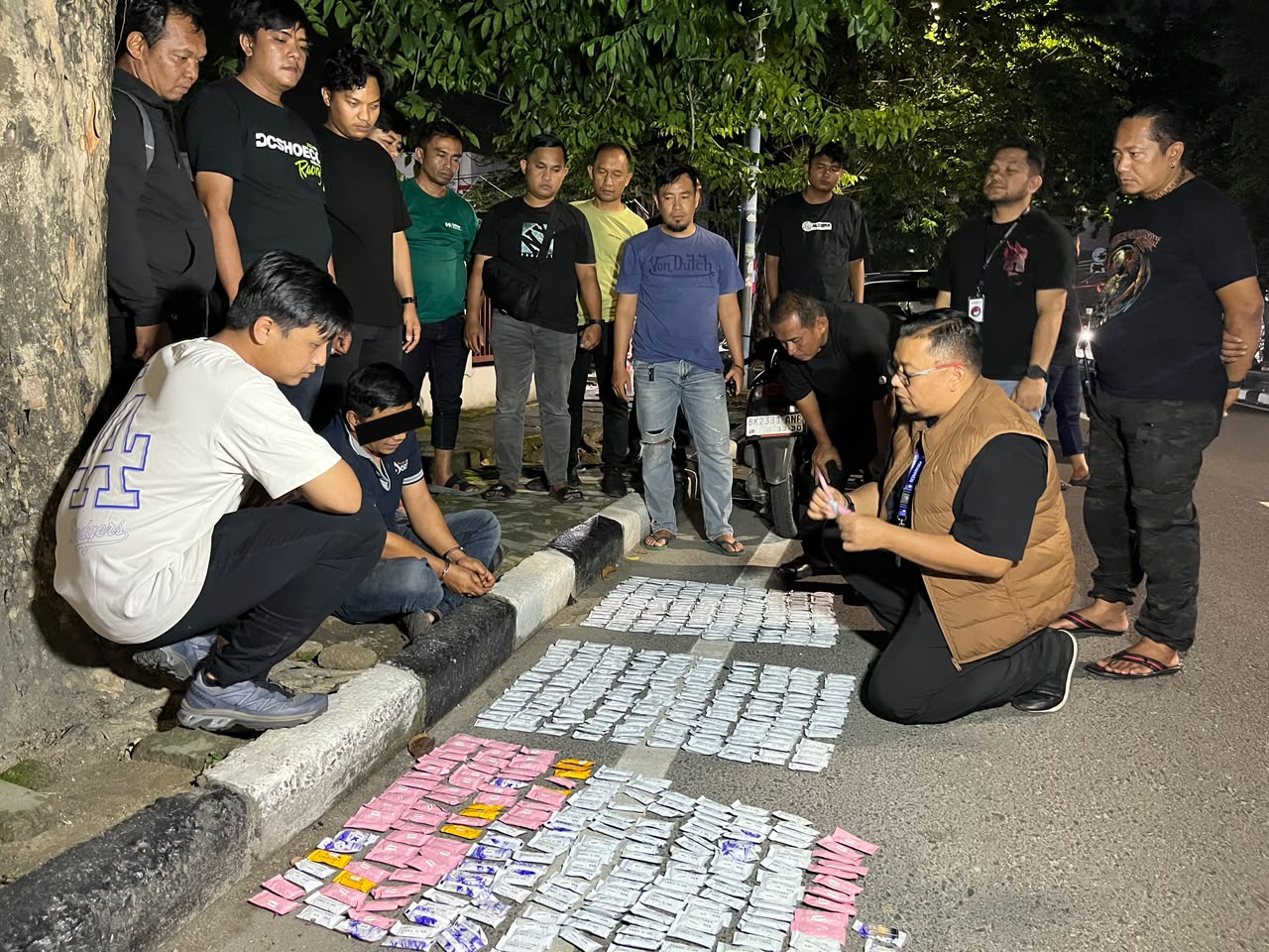 Kado Kemerdekaan Indonesia Satresnarkoba Polrestabes Medan Gagalkan Peredaran 622 Pod Getar Dalam Kemasan Permen Beraksara Cina