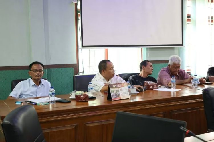 Komisi III DPRD Siantar Buka Suara Warga Tomuan, Keluhan Asap Pabrik hingga ISPA Dibedah dalam RDP