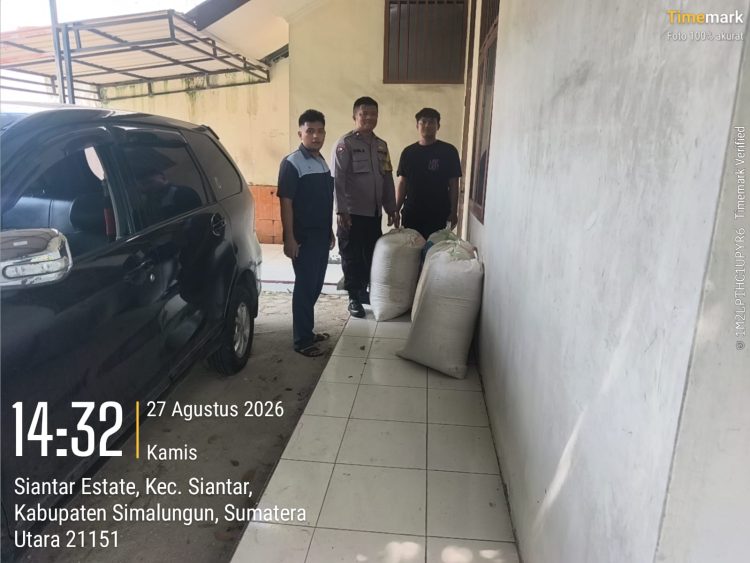 Dukung Ketahanan Pangan, Polsek Siantar Marihat Dampingi Petani Jual 284 Kg Jagung ke Bulog