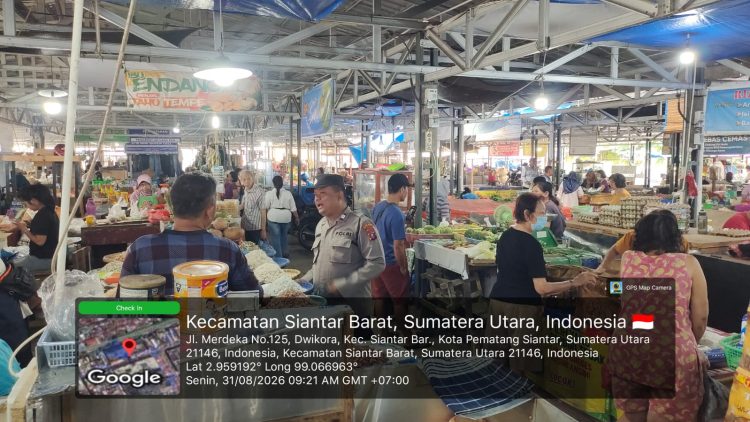 Jaga Pasar Horas Tetap Aman, Polsek Siantar Barat Intensifkan Patroli Jalan Kaki