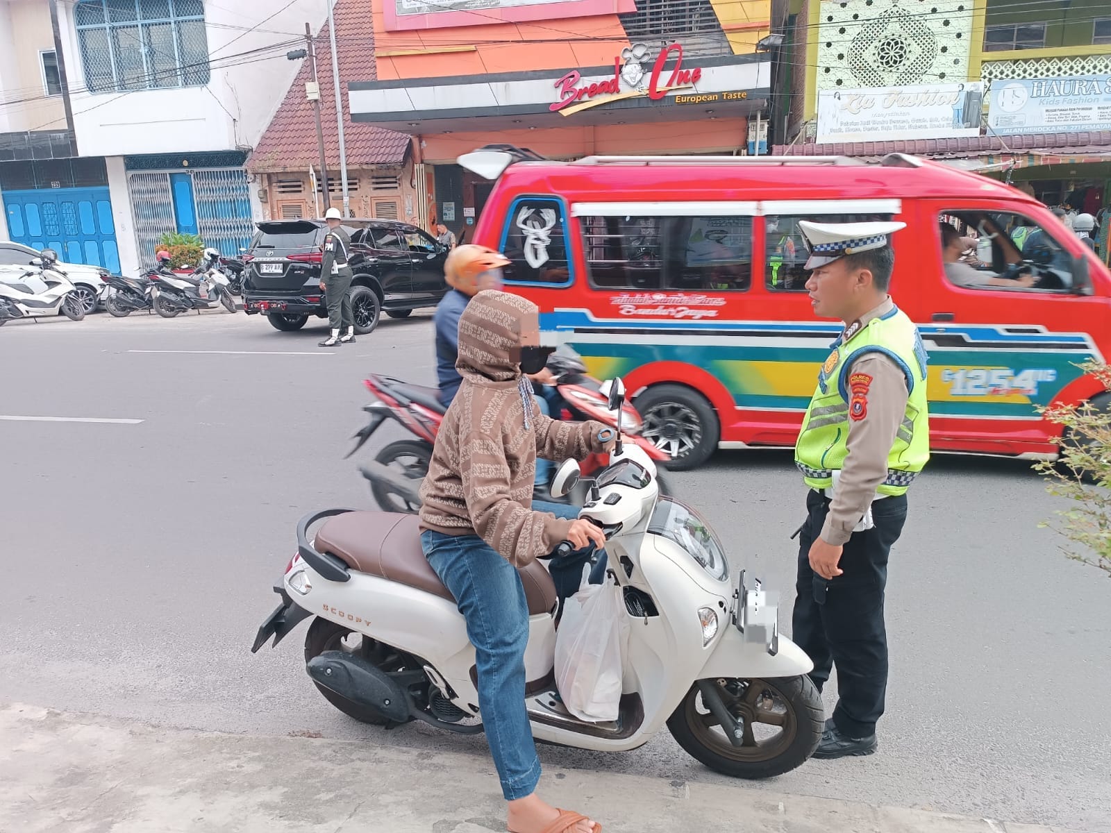 Tegakkan Kepatuhan Pajak, Satlantas Polres Pematangsiantar Razia Kendaraan di Jalan Merdeka