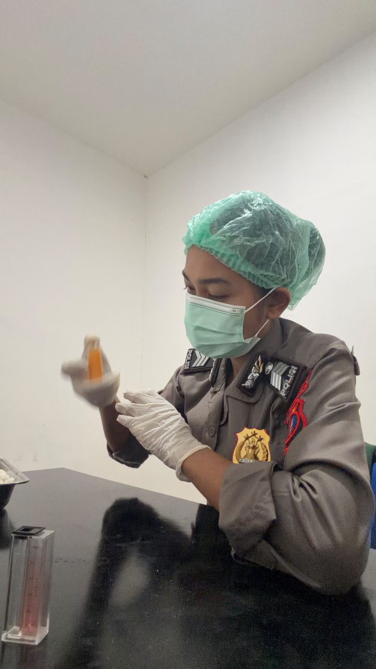 Sebelum Dibagikan ke Ribuan Penerima, Dokkes Polres Pematangsiantar Periksa Keamanan Menu MBG