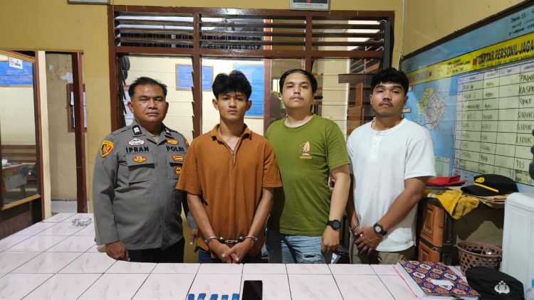Diduga Simpan Ganja 11,59 Gram, Pemuda 18 Tahun Diciduk Polsek Gunung Malela di Lapangan Bola