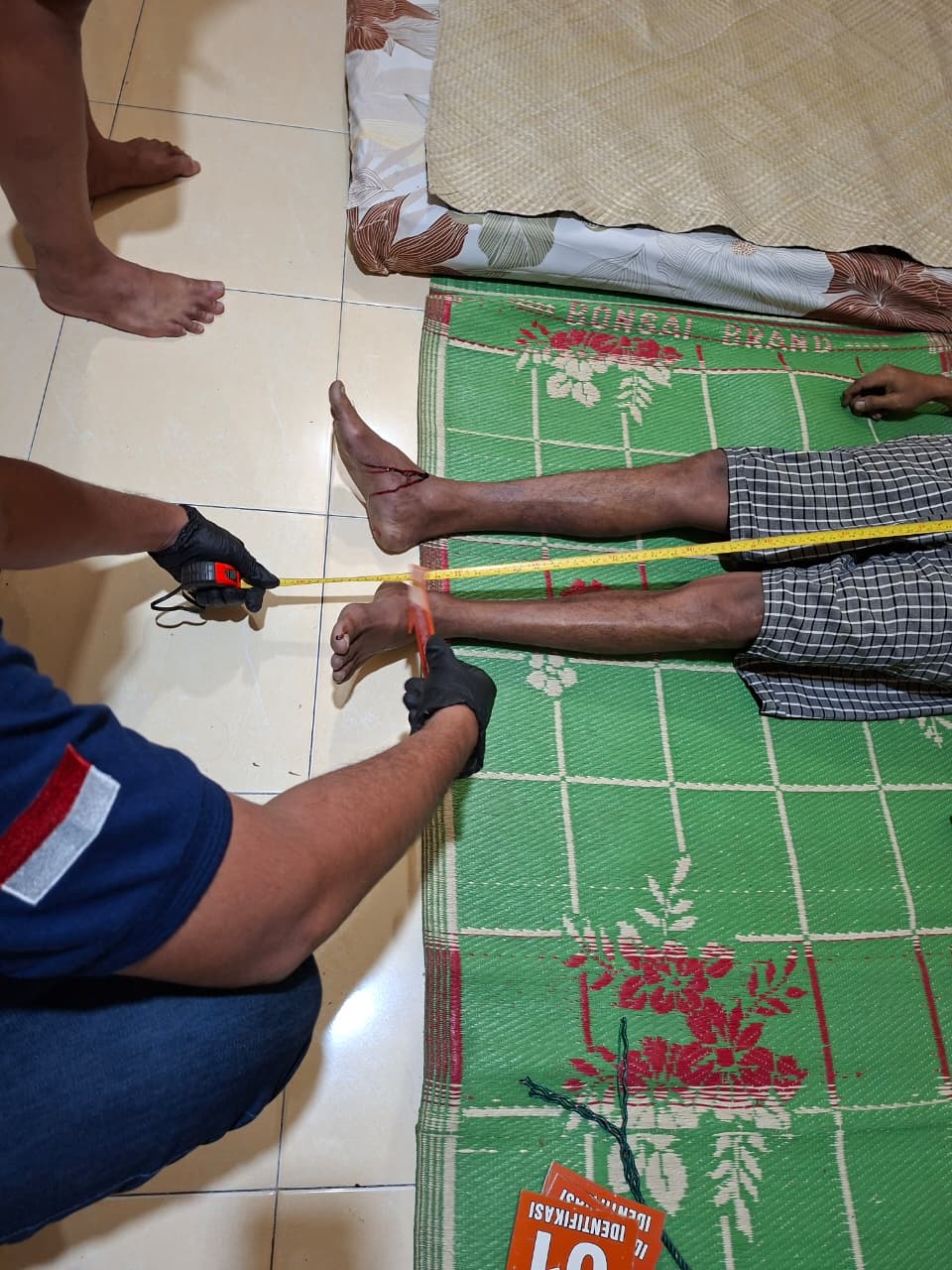 Warga Nagori Sejahtera Ditemukan Tak Bernyawa di Rumah, Polsek Gunung Malela Turun Bersama INAFIS