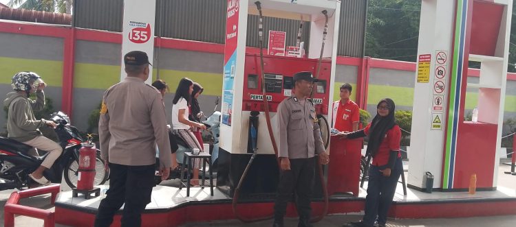 Antisipasi Keributan di SPBU, Polsek Siantar Selatan Pantau Pengisian BBM