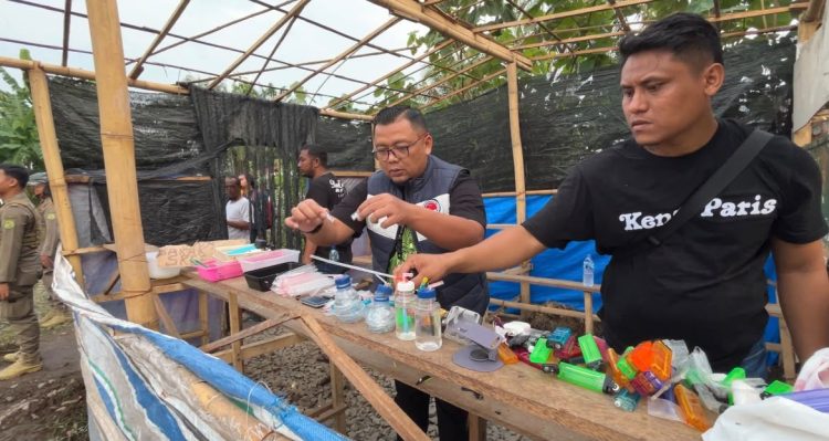 Gerebek Sarang Narkoba Desa Serbajadi 6 Barak Narkoba Dibumihanguskan