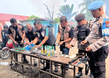 Sarang Narkoba Mencirim Digerebek Bandar Diringkus, Pistol Hingga Sejumlah Sajam Disita