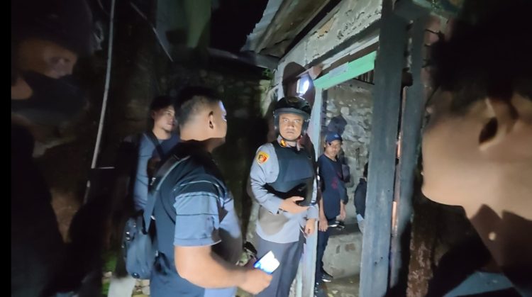 Tak Jauh dari Kantor Kelurahan Pancuran Dewa, Kapolres Sibolga Gerebek Lokasi Diduga Penyalahgunaan Sabu