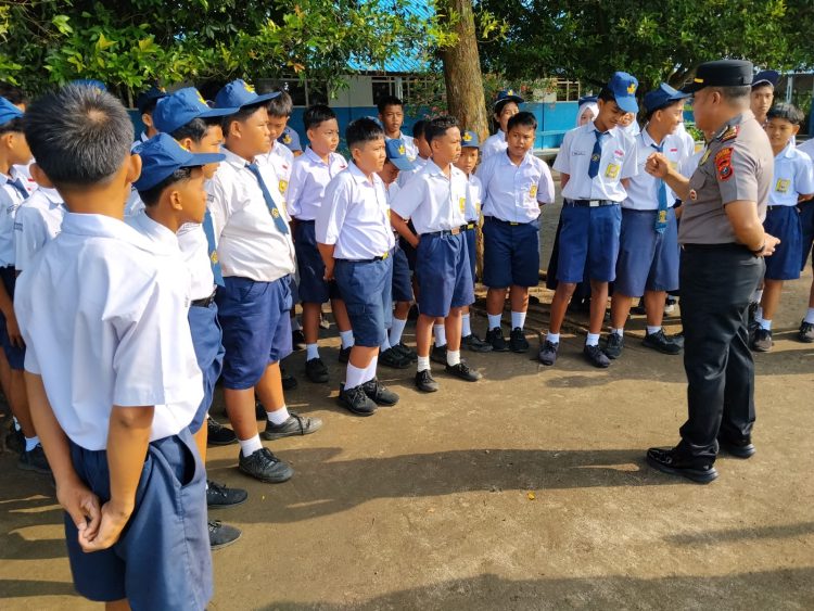 Narkoba, Bullying hingga Balap Liar Jadi Sorotan! Kapolsek Bandar Huluan Edukasi Pelajar SMPN 1 Pematang Bandar