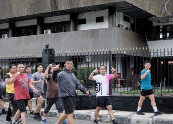 Kapolres Sibolga Turun Langsung Pimpin Jogging, Kebugaran Personel Jadi Perhatian