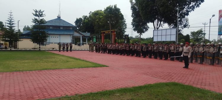 Jaga Demokrasi Desa Tetap Kondusif, 31 Personel Brimob Sumut Perkuat Pengamanan Pilkades Serentak Humbahas