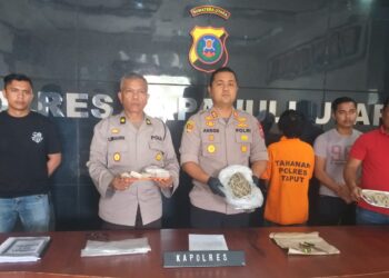 Kapolres Taput AKBP Johanson Sianturi, saat konfrensi pers pengungkapan kasus narkoba.