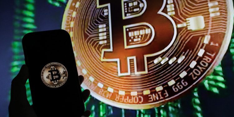 Mayoritas Pelaku Kripto RI Masih Merugi, OJK Beberkan Akar Masalah