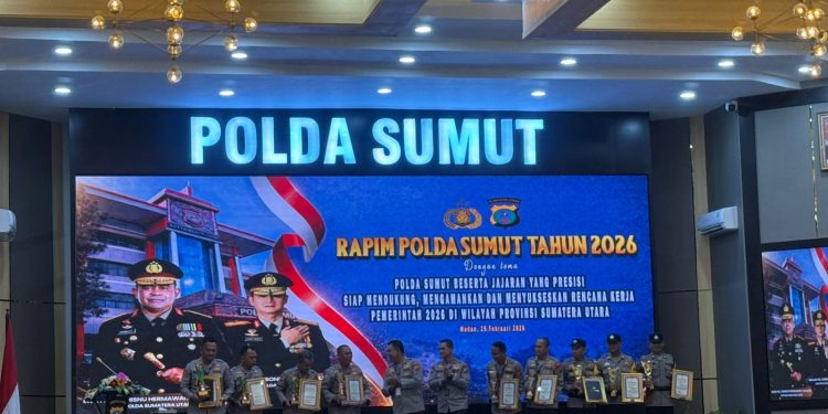 Unggul dari Seluruh Polres, Call Center 110 Polres Simalungun Jadi Terbaik di Sumut