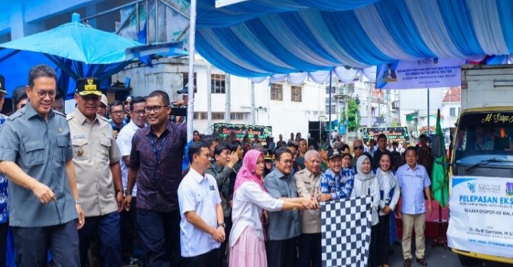 Budi Santoso Sidak Sembako hingga Lepas Ekspor Keripik saat Kunker ke Kota Tebing Tinggi