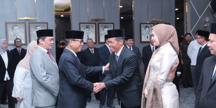 Sah! Masyhudi Resmi Jadi Irjen Kemendes, Mendes Yandri Langsung Beri Pesan Keras
