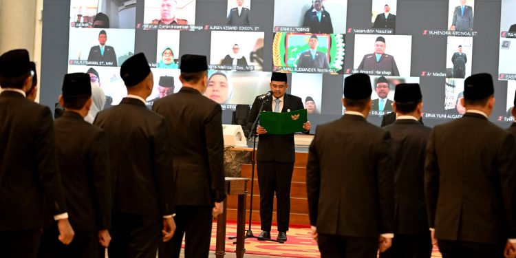 Bobby Nasution Lantik 308 Pejabat Pemprov Sumut, Tegaskan Larangan Pungli dan Titip Pesan Integritas