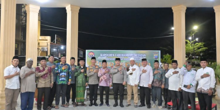 Kapolres Labusel Satukan Ulama dan Pers dalam Buka Puasa Penuh Pesan Strategis