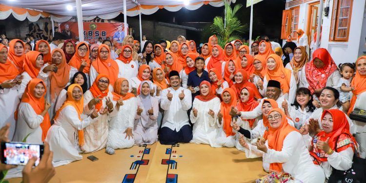 Bobby Nasution Hadiri Buka Puasa KBSB di Siantar, Warga Antusias Sambut Kedatangannya